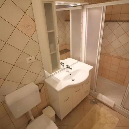 Apartamento Sergio Fuer 5 Personen In Strandnaehe